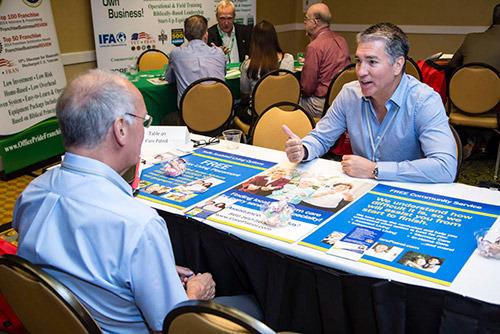 franchise consultant collaborating